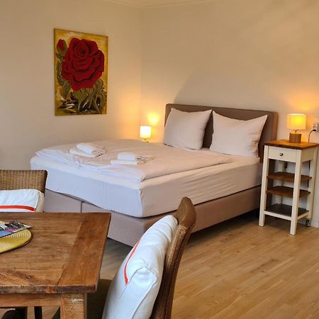 Pematra Ferienwohnungen Ostseestrasse 2 Lübeck Oda fotoğraf