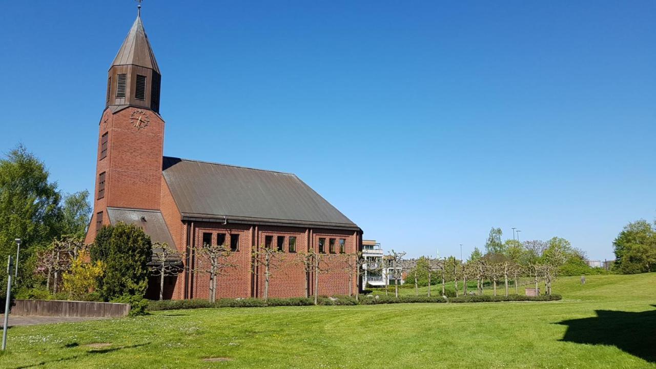 Pematra Ferienwohnungen Ostseestrasse 2 Lübeck Dış mekan fotoğraf